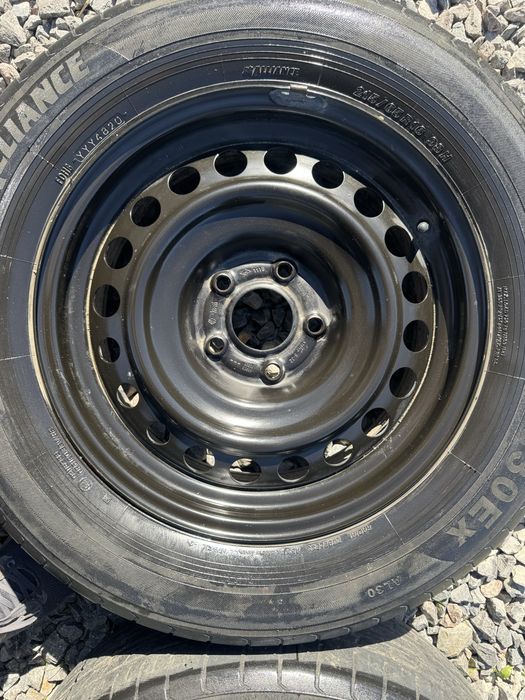 Диски з шинами 5/114.3 215/65r16  Renault Duster оригінал , Trafik, opel Vivaro