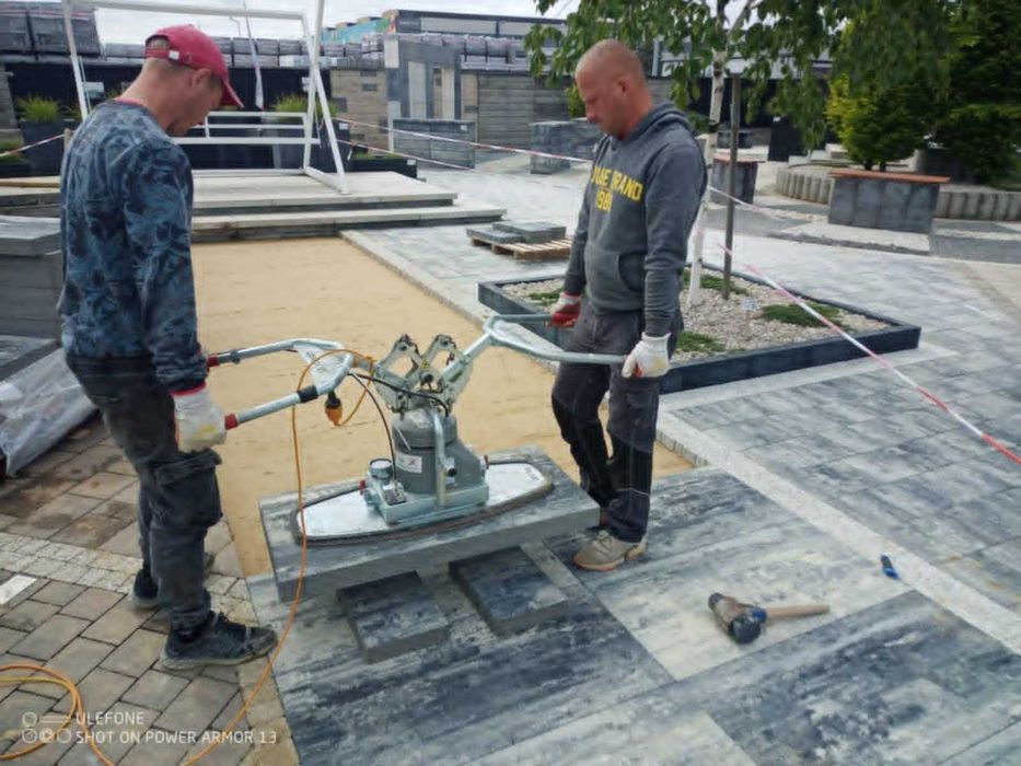brukarstwo,układanie kostki,usługi brukarskie