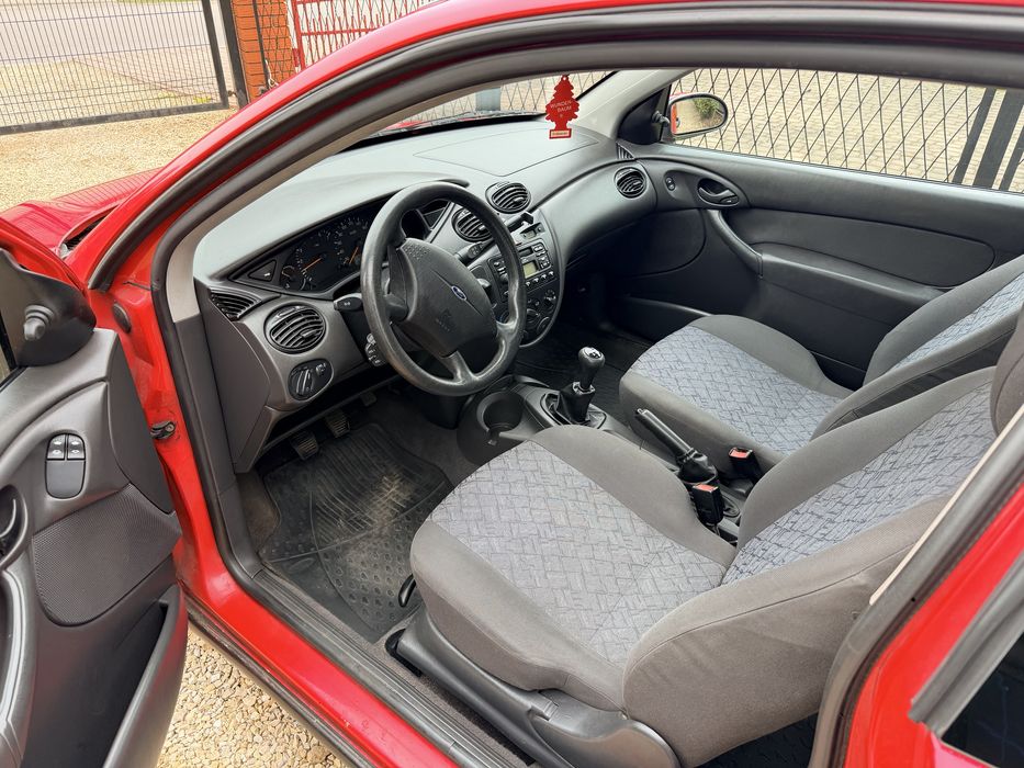 Ford focus mk1 1.4 75 km