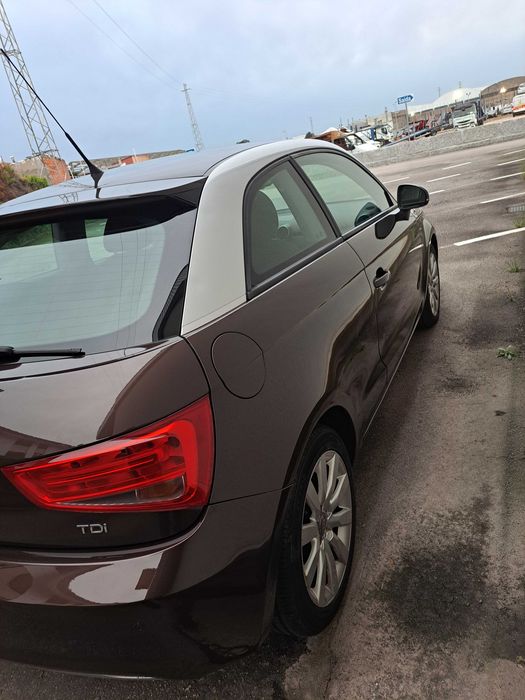 Audi A1 1.6 tdi caixa automática 2012