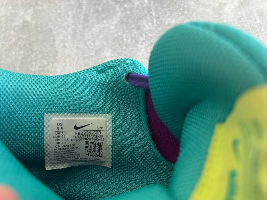 Кросівки NIKE Lebron Witness 8