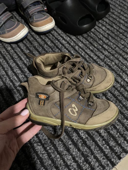 Ботінки дитячі 25 р