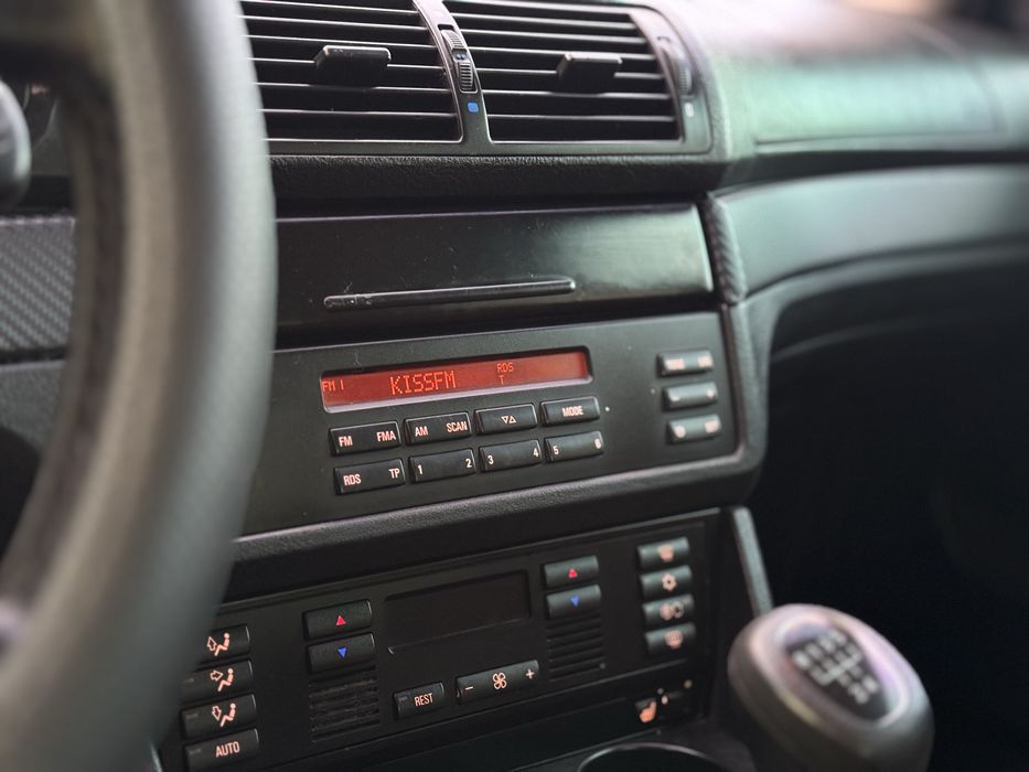 Продам BMW E39 528i