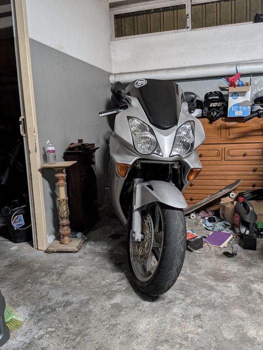Honda vfr 800 vtec