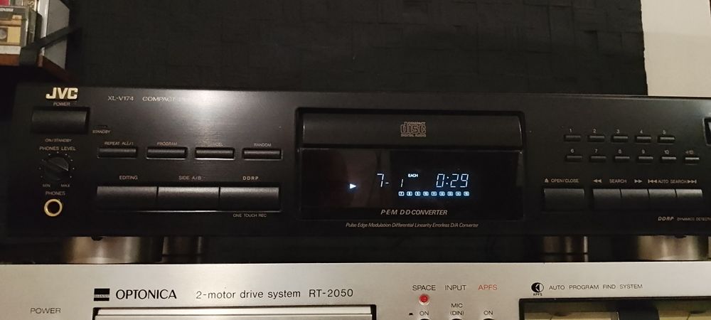 Odtwarzacz CD JVC XL-V174