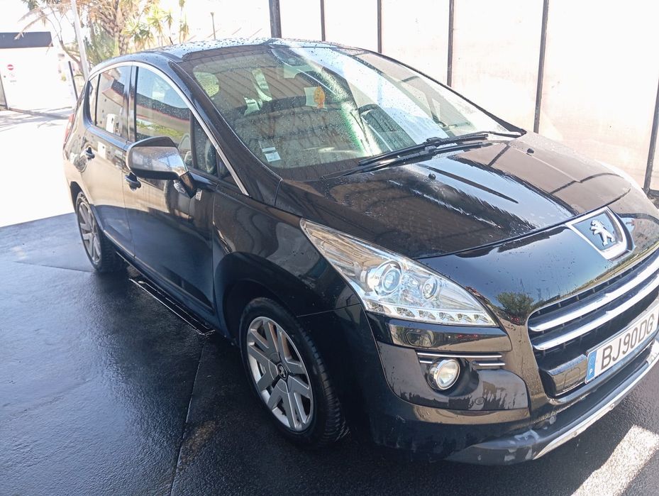 Carro Peugeot 3008
