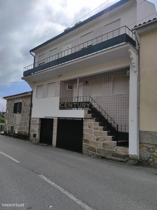 Moradia em Infias, Fornos de Algodres