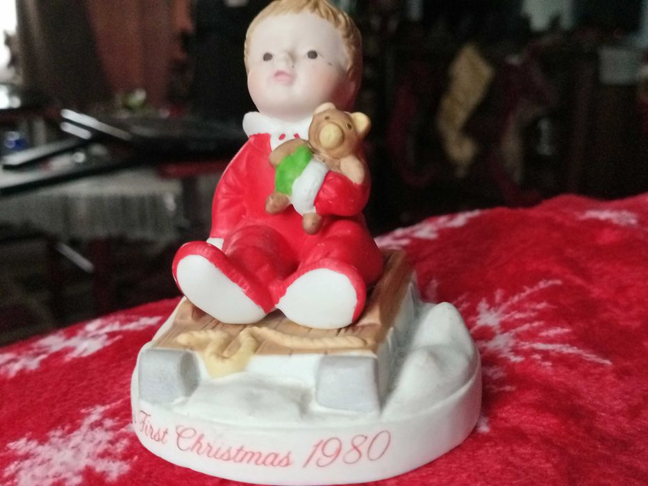 stara figurka porcelanowa