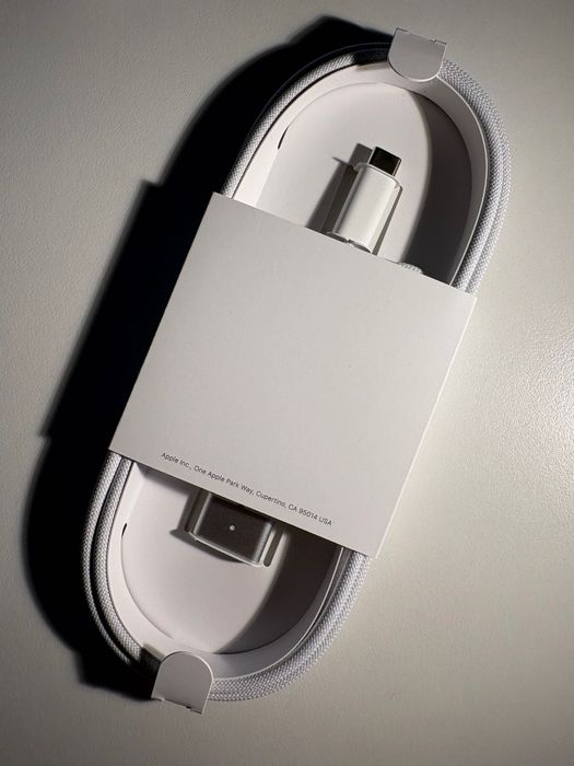 Cabo Apple USB-C para MagSafe 3 (2 m) Cable