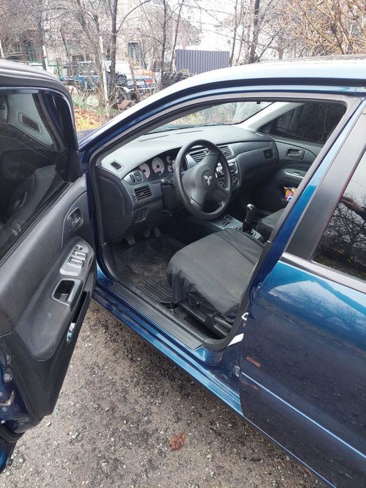 Продам MITSUBISHI lanser 9