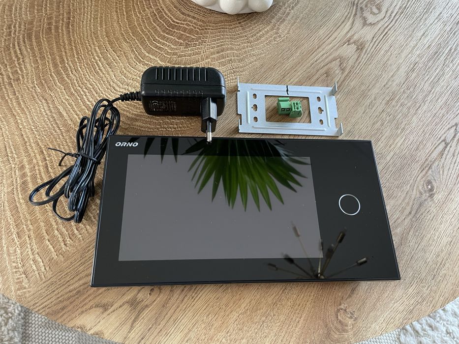 Monitor Orno OR-WID-WI 1068PMV/B