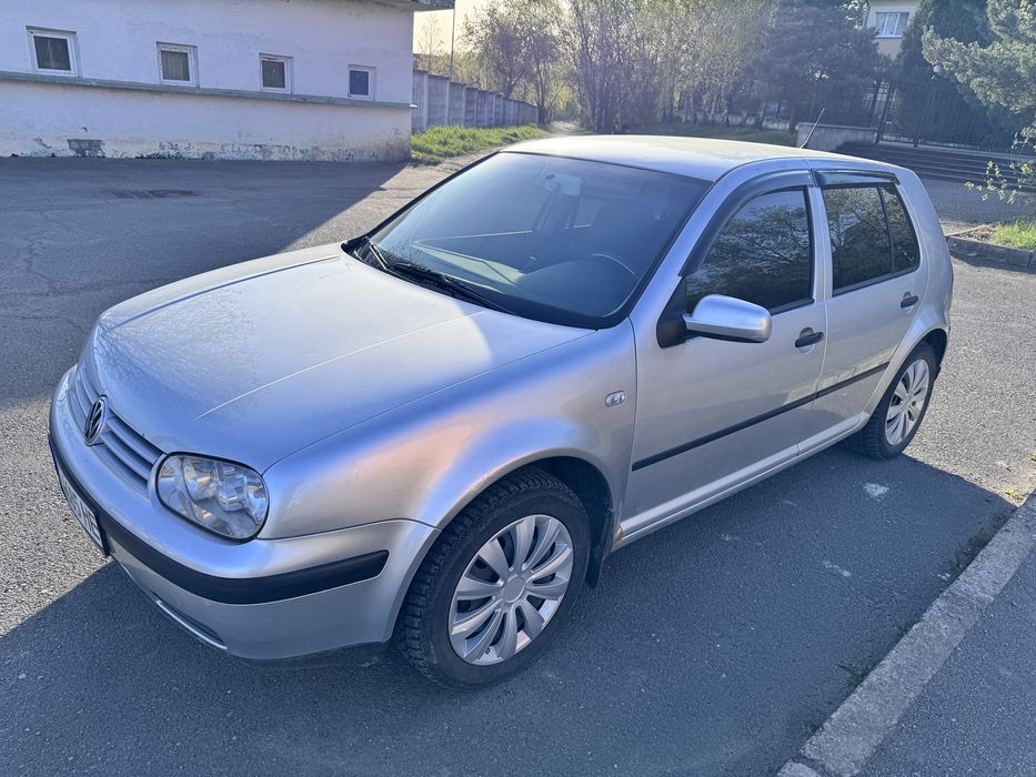 Продам volkswagen golf 4. 1.6. 2002р.