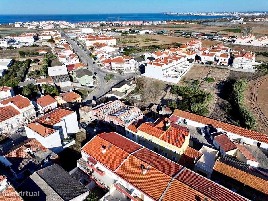 Apartamento T2 com Varanda & Parqueamento Privado, a 1 km da P...