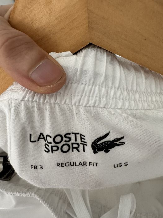calças lacoste regular fit