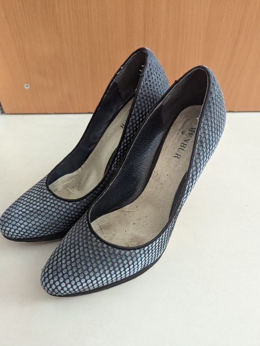 Wysokie szpilki roz. 39