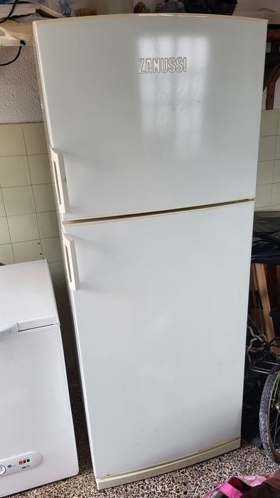 Frigorífico zanussi (congelador)
