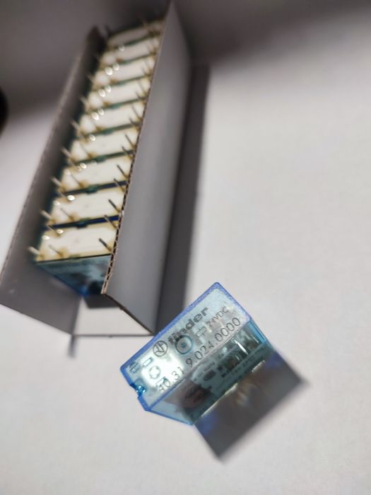 FINDER 40.31.9.024.0000