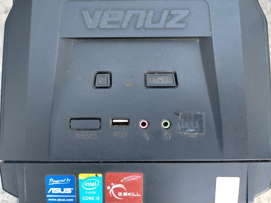 Caixa ATX Venus com leitor DVD