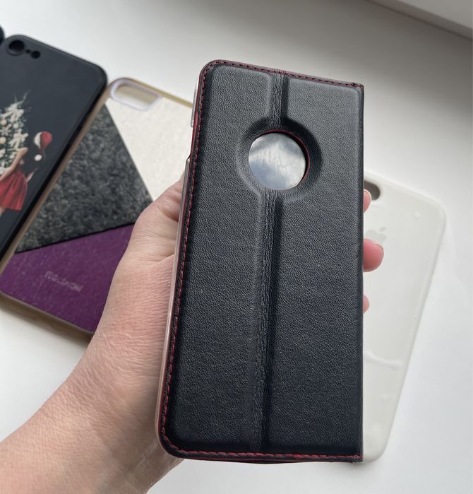 Чехлы для iPhone 7