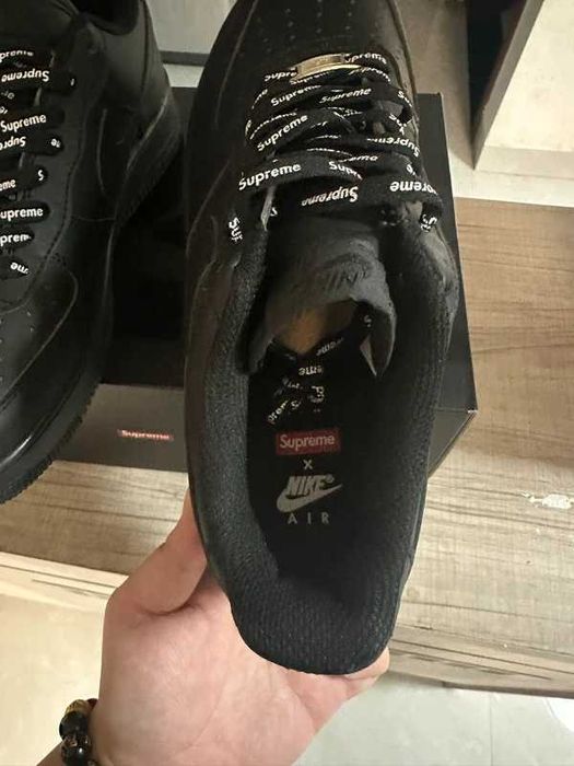 Nike_ Air_Force_1_Low_Supreme_Black Rozmiar 39