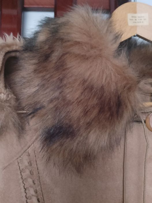 Kożuch damski camelowy