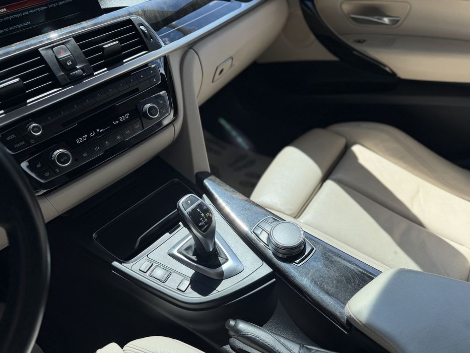 BMW 330i xDrive GT 2017 на двигуні B серії
