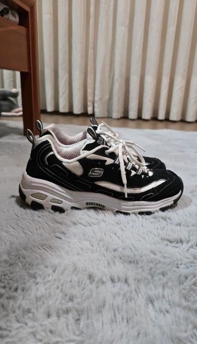 Sketchers D'ligtes Tamanho 37