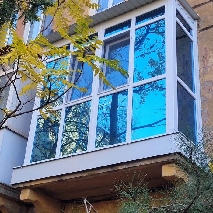 Французкий балкон. Розширение балконов.Кривой Рог.УютПласт. Євідновлен