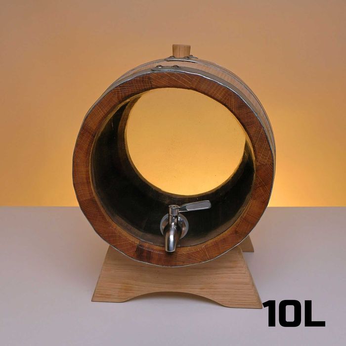 Професійні дубові бочки для віскі, коньяку та інших дистилятів