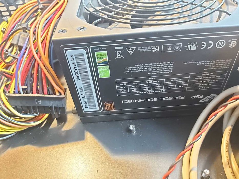 Caixa mini-itx com fonte de alimentação 500W