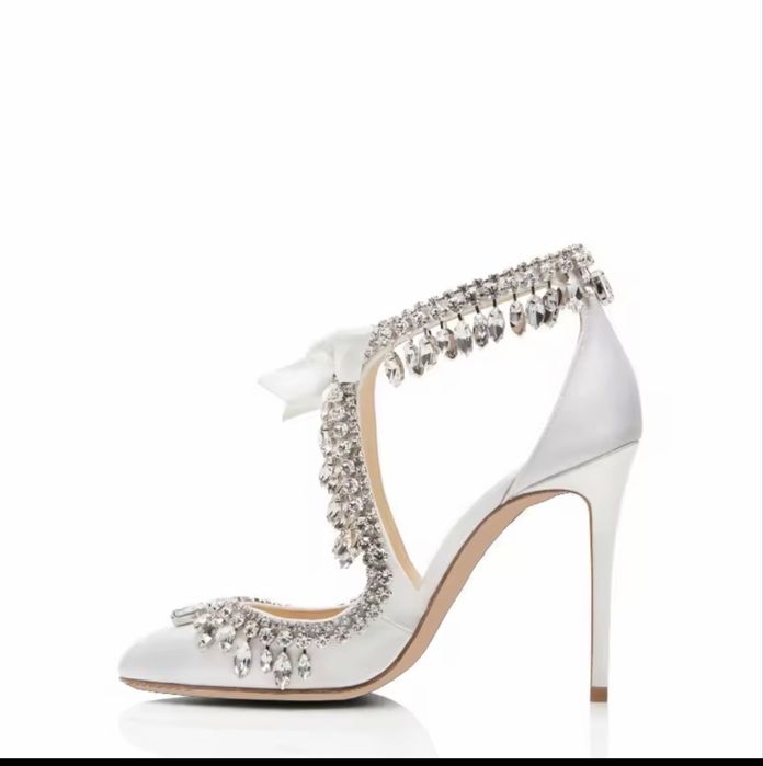 Продам туфли новые