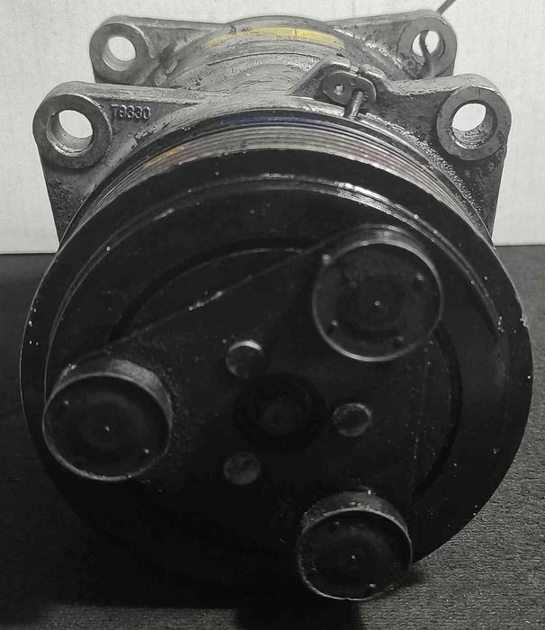 Compressor Ar Condicionado - RENAULT MASTER III Autocarro