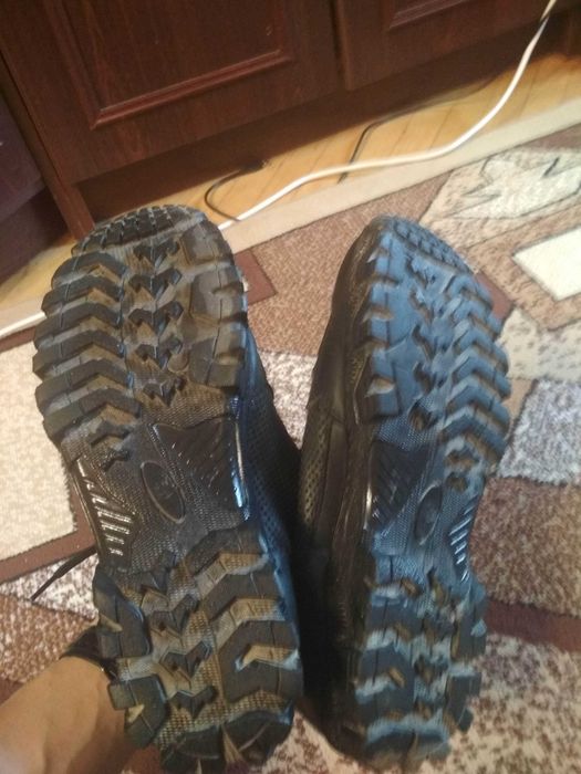 шкіряні ботинки перфорація