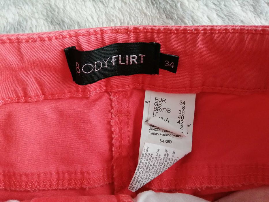 spodenki krótkie BODY Flirt 34
