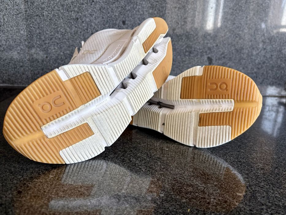 Białe sneakersy Cloud marki On