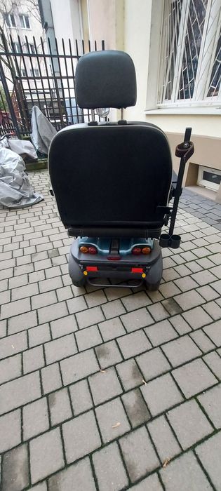 Wózek inwalidzki elektryczny używany
