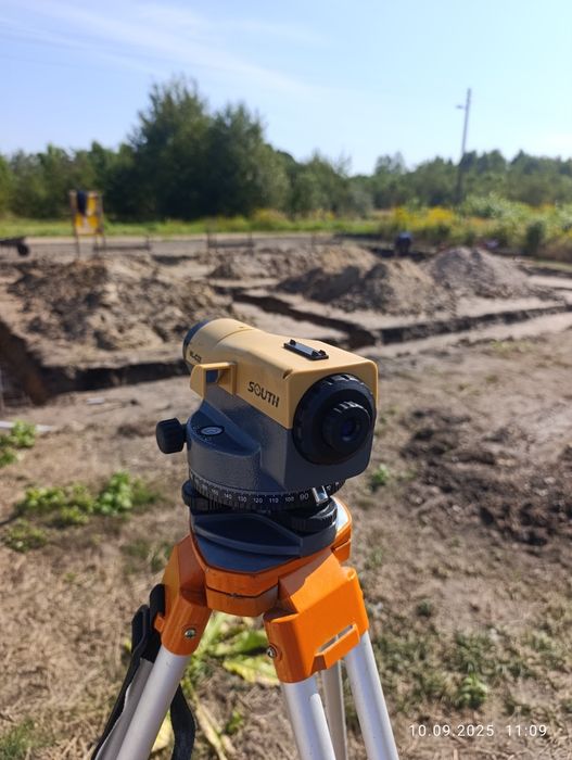 Usługi koparko ładowarka wykopy pod fundamenty
prace ziemne
niwelacja