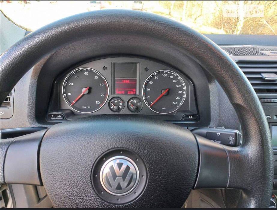 Фольксваген Гольф 5