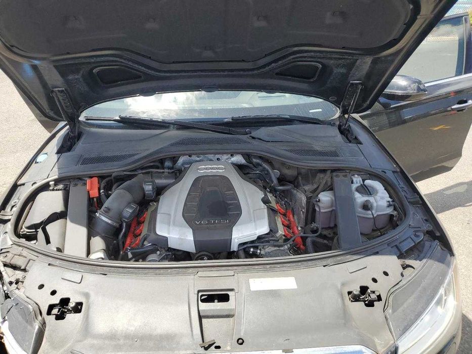 Audi A8 L Quattro 3.0L 2016 року Авто в дорозі (Доставка: 15.02.2026)