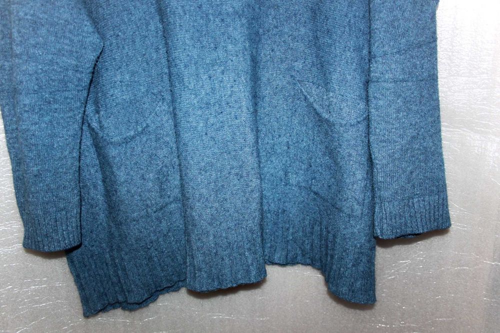 Женский свитер оверсайз размер 48/50