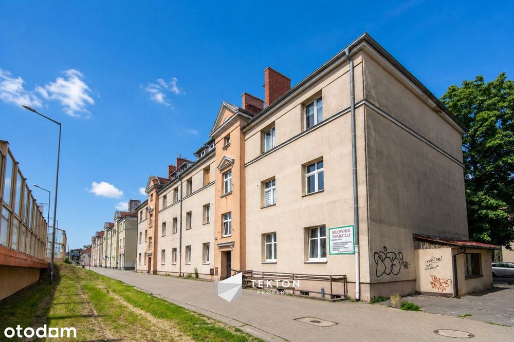 2 pokoje,piwnica, komórka, blisko pętli tram-bus