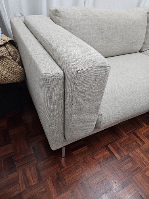 IKEA NOCKEBY 2-4 lugares – Versão Premium (Pés Cromados)