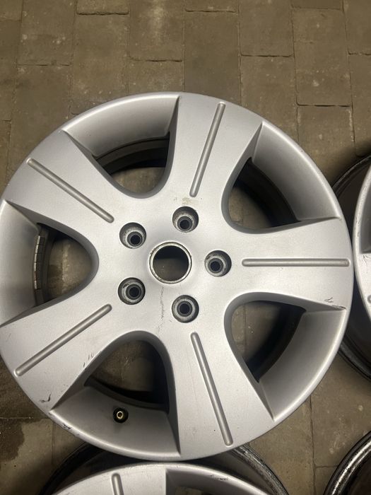 Диски    R16 5x114.3 ET50.