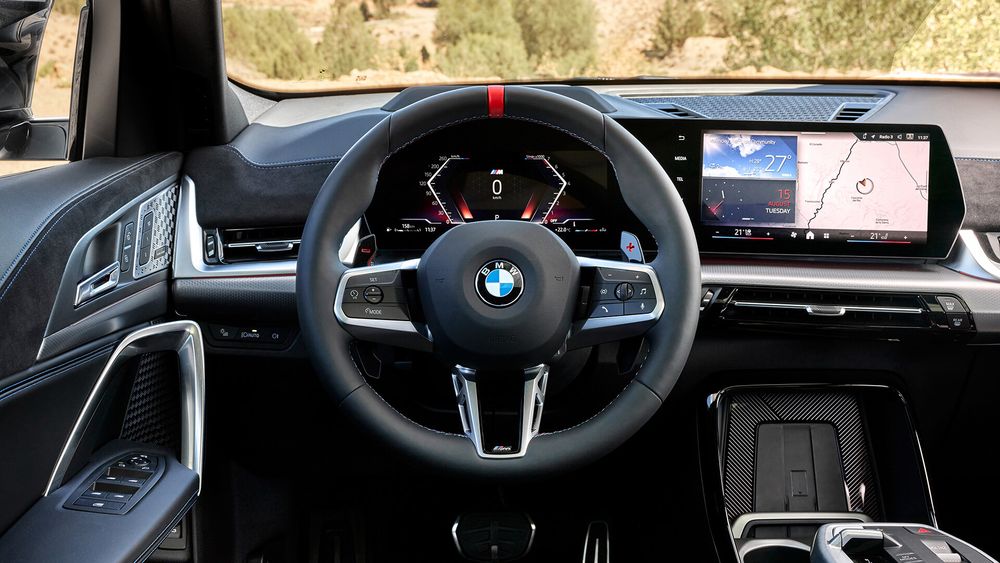 BMW X2 2023 kierownica