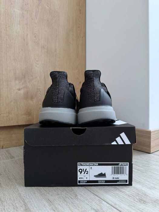 США! Чоловічі кросівки Adidas Ultradream DNA JP7690 Оригінал 42.5-45.5