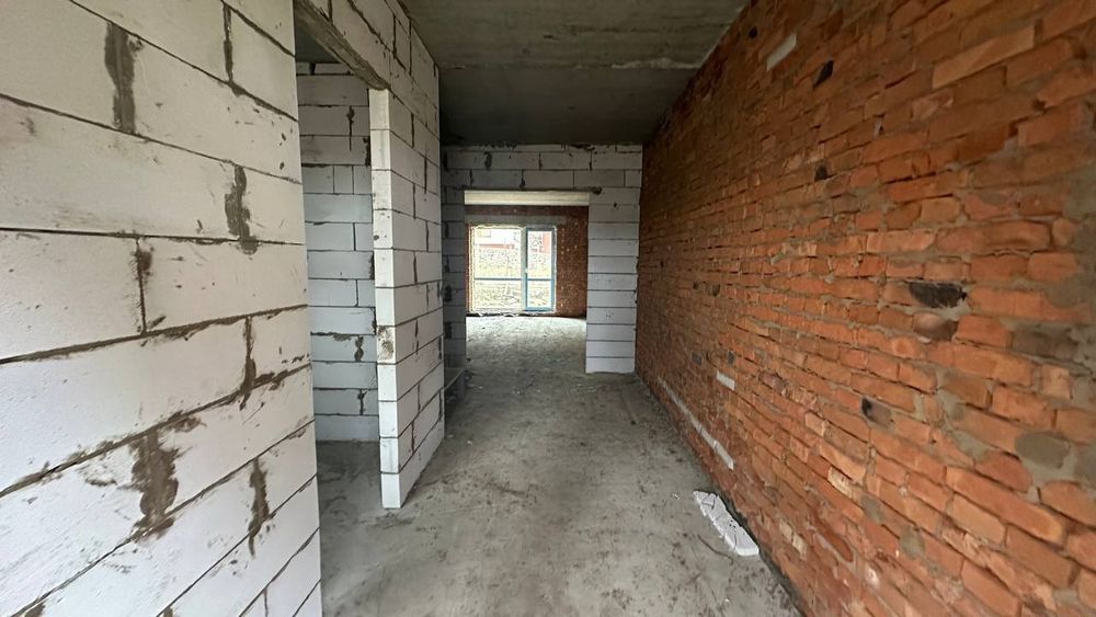 Таунхаусу Біля Центру 85 кв.м. Пятничани кімнати