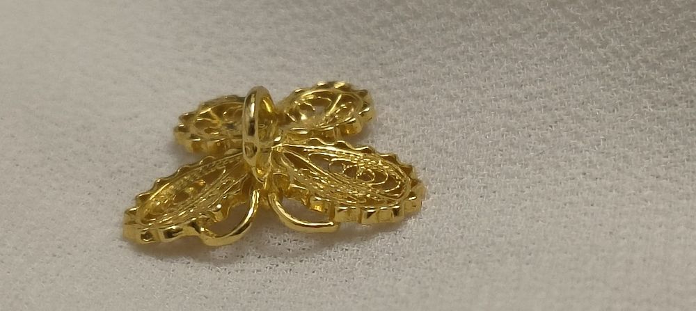 Pendente em filigrana borboleta