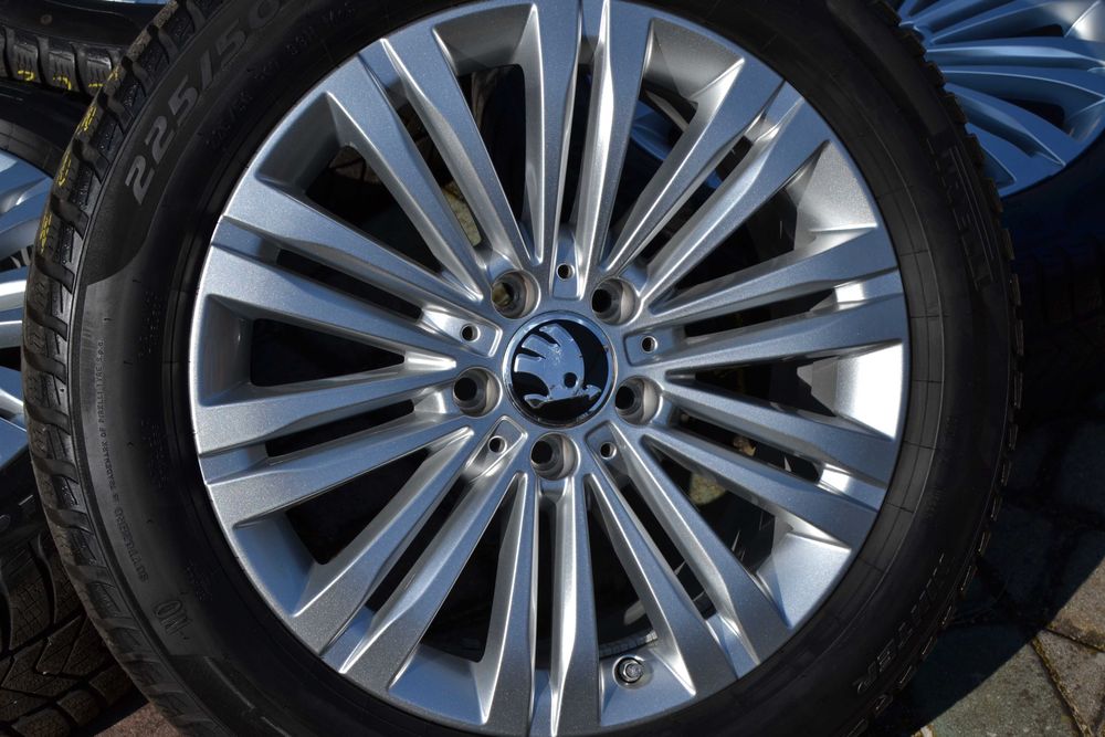 Koła Zima Skoda Octawia Octawia Pro 5x112 17" Super Stan 172