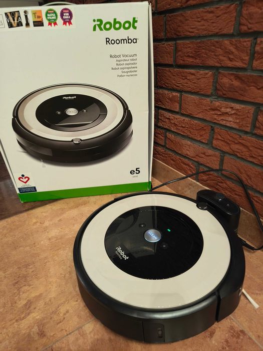 Robot sprzątający IROBOT Roomba e5 (e5152)