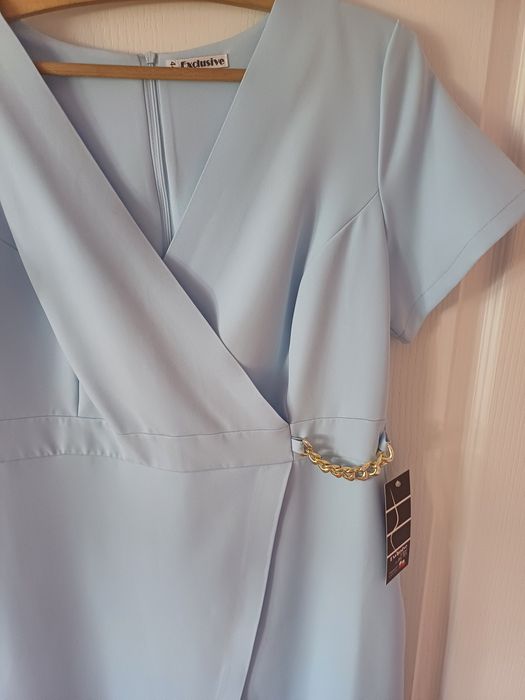 Piękna, błękitna sukienka. Nowa. r44